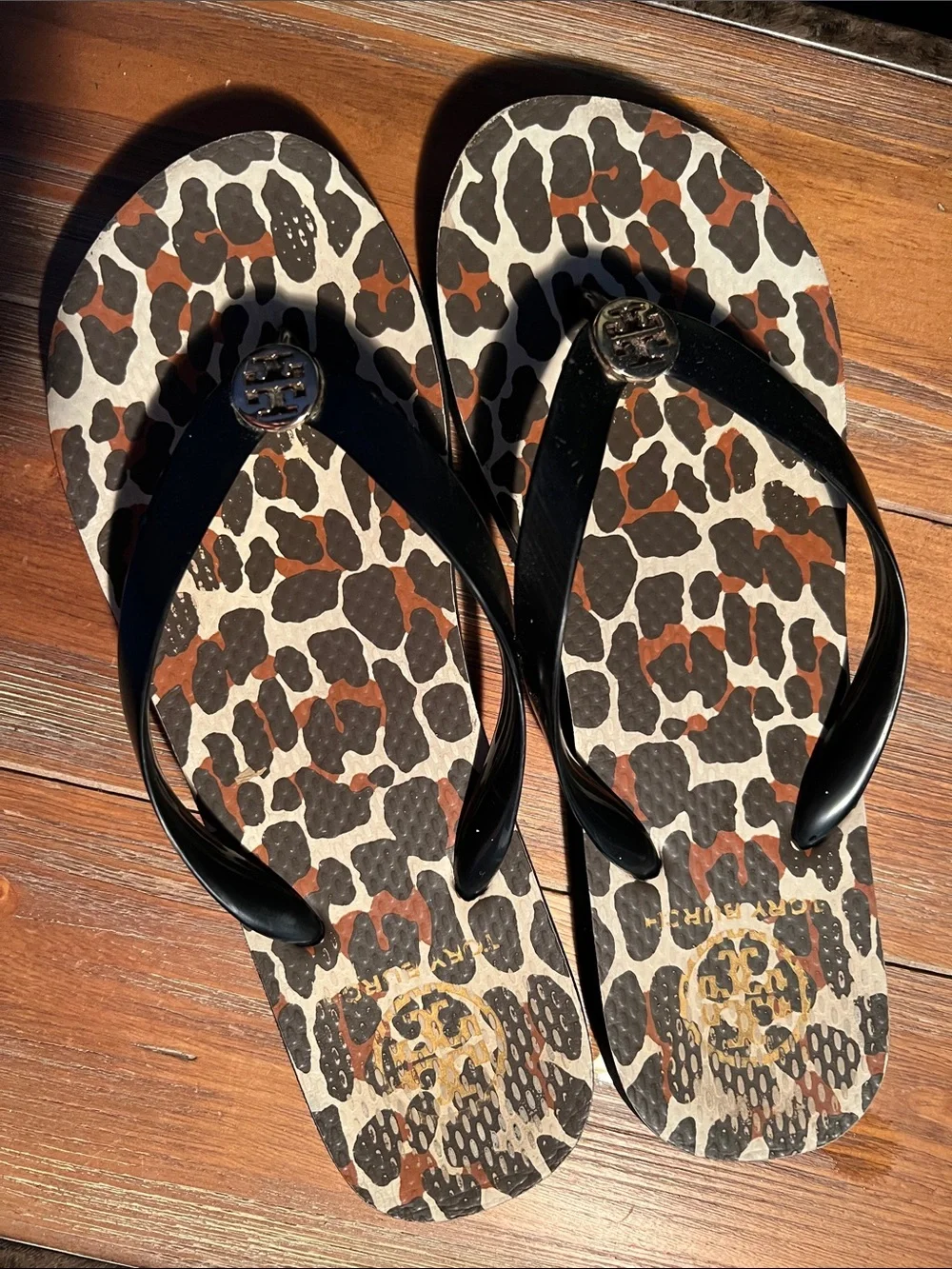 Tory Burch Black Patent Trim Leopard Print Flip Flops